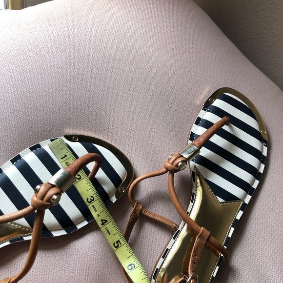 Gianni Bini Leather Navy Blue & Gold Tong Adjustable Ankle Strap Sandals 9.5 - Picture 16 of 16